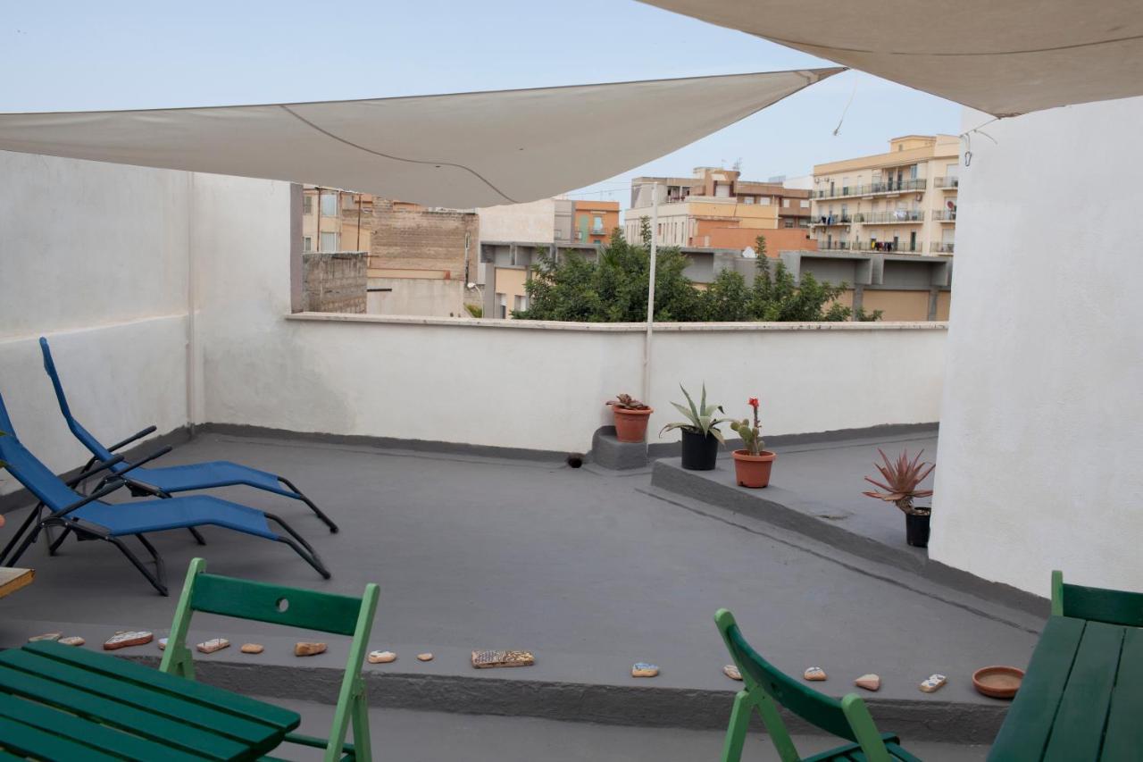 Area 12 Bb Bed & Breakfast Trapani Ngoại thất bức ảnh