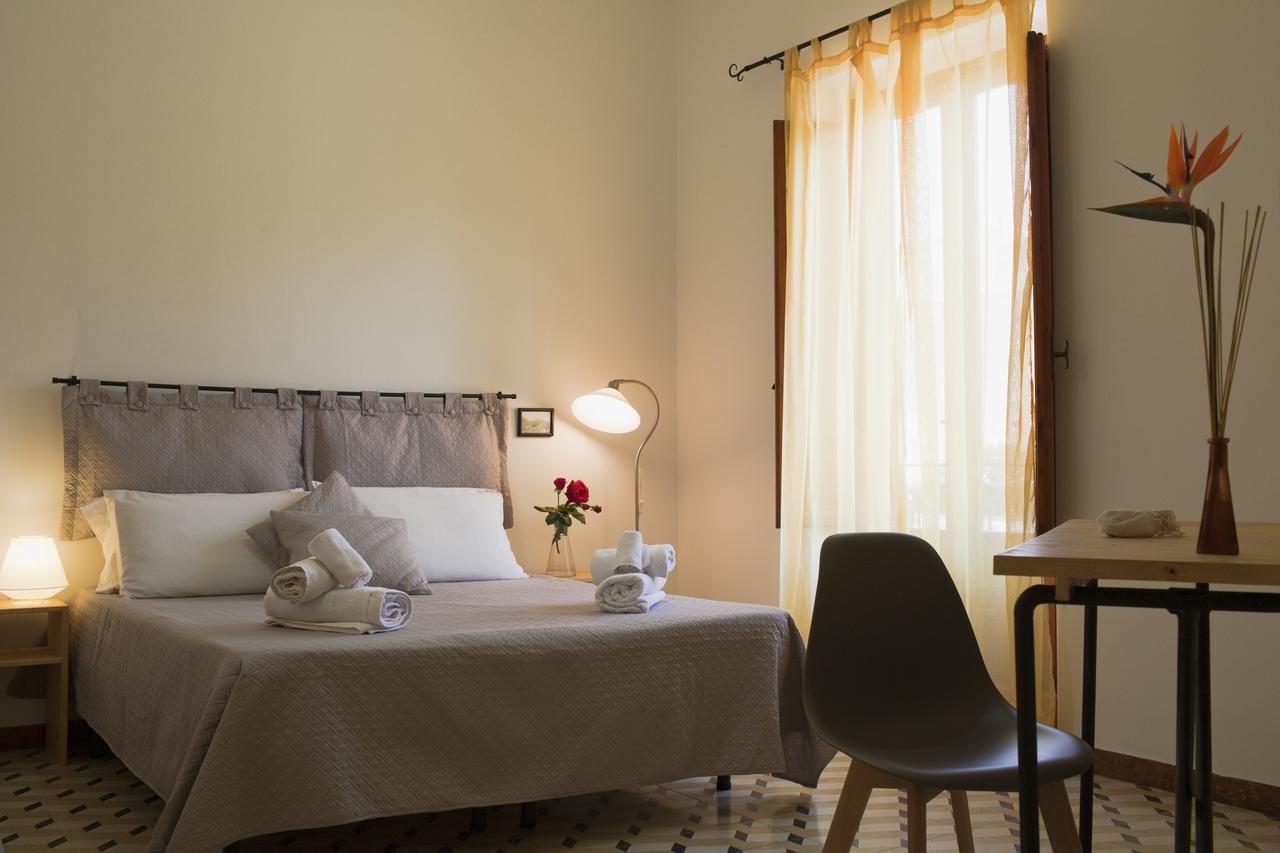 Area 12 Bb Bed & Breakfast Trapani Ngoại thất bức ảnh